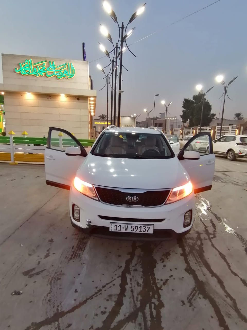 السلام عليكم.. سورنتو موديل ٢٠١٤ كوري رقم بغداد ٧راكب محرك ٤ سلندر مكانها في بغداد للاتصال***********
تبريد ثلاث قطع
صبغ قطعتين
للبيع فقط
شاشه وكامره خلفيه واماميه حوادث سنويه ورقم جديد
مكانه مدينة الصدر
السعر 145 وبيه شي قليل
