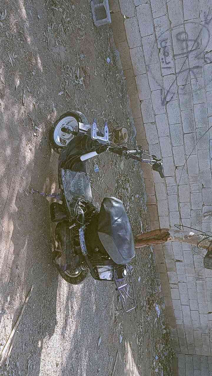 سلام عليكم دراجة ياماها 60 رياضية محرك نضيف بس بيةة شغلةةة تكطع مكان ديالى لخالص التحويلة لرقم ***********
