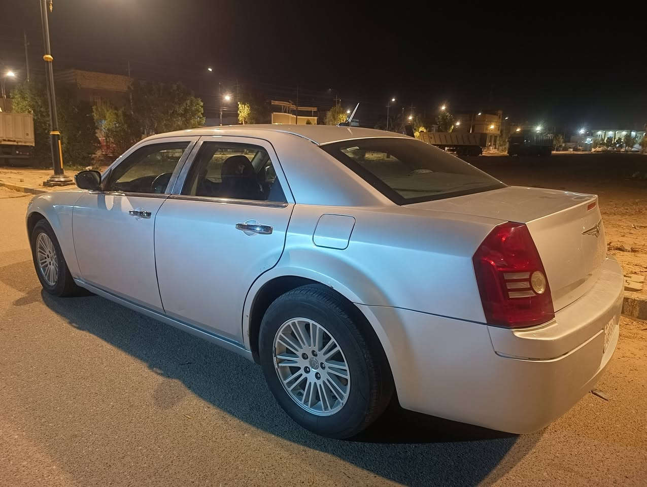 سلام عليكم
ابوما موديل 2008 للبيع رقم بصرة انكليزي بسمنه تحويل ثاني يوم 
صبغ جاملغين امامي اثر جوراد بدون ضربه 
مكينه وكير 3500 مشدود جديد 
تبريد تدفه شغال 
حداديه عامه شغل جديد 
السعر 100 وبيه مجال 
المكان البصرة قضاء المدينه 
الهاتف ***********
