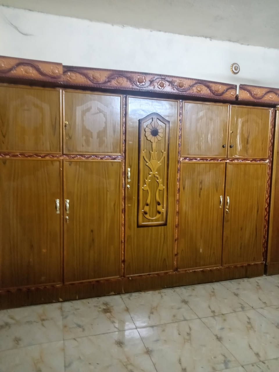 غراض لبيع هبهب ابيع واشتري ***********
