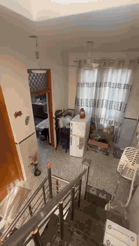 /// على بركة  الله تعالى ///
بيت عقد زراعي للبيع 
المساحة/ ١٠٠متر مربع  (١٠م ×١٠م )
التفاصيل البيت/ طابقين ونص
الطابق الاول //غرفة نوم  واستقبال ومطبخ وصحيات وصالة
الطابق الثاني // غرفتين نوم  وصالة وصحيات 
الطابق الثالث // غرفة نوم وصحيات وبيتونة وسطحين
الخدمات كاملة/ تبليط. ومجاري وماء  كهرباء
العنوان /الزعفرانية. الاربع شوارع. خلف دائرة المجاري .شارع الامام علي  .زراعي علي مكلف
السعر// ١٥٠ مليون قابل للتفاوض
للاستفسار مراسلتنا على الماسنجر الخاص
للاستفسار مراجعة مكتب دلالية المصطفى للعقار الزعفرانية الاربع شوارع خلف ماركت اللؤلؤة مجاور أسواق القبس اوالاتصال او مراسلة واتس اب ***********او***********
