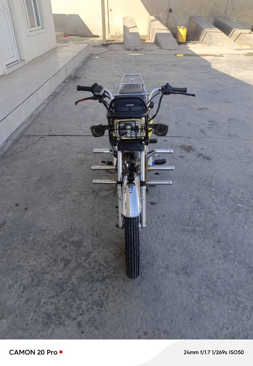 سيفان محدث 25 المحرك 150 جديد للبيع أو مراوس سعر 650 مكاني الخالديه ***********
