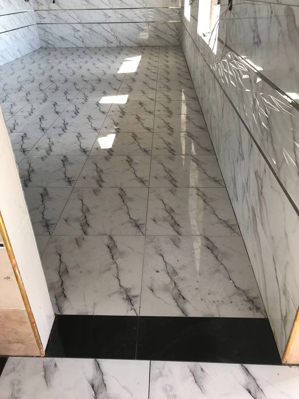 إسلام عليكم يوجد كادر سيراميك شغل شرط ليزر من الموصل متفرق حالين    ***********
