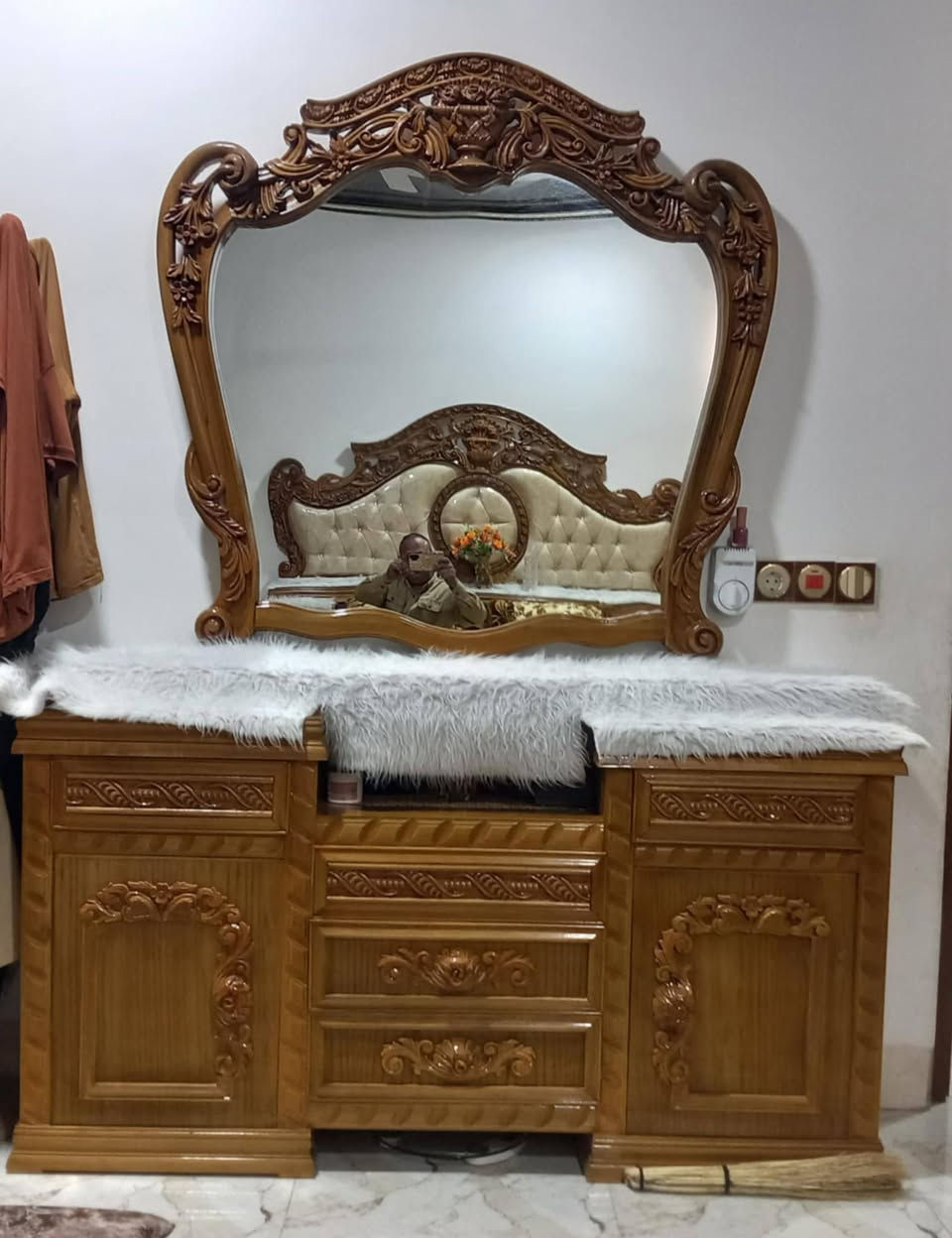 للبيع فخمه وضخمه 
شرط شخط مابيها 
السعر مليونين 
العنوان حي الملايين


**إذا كنت صاحب هذا الإعلان وتريد حذفه لأي سبب، رجاءا أرسل رسالة إلى الدعم الفني**