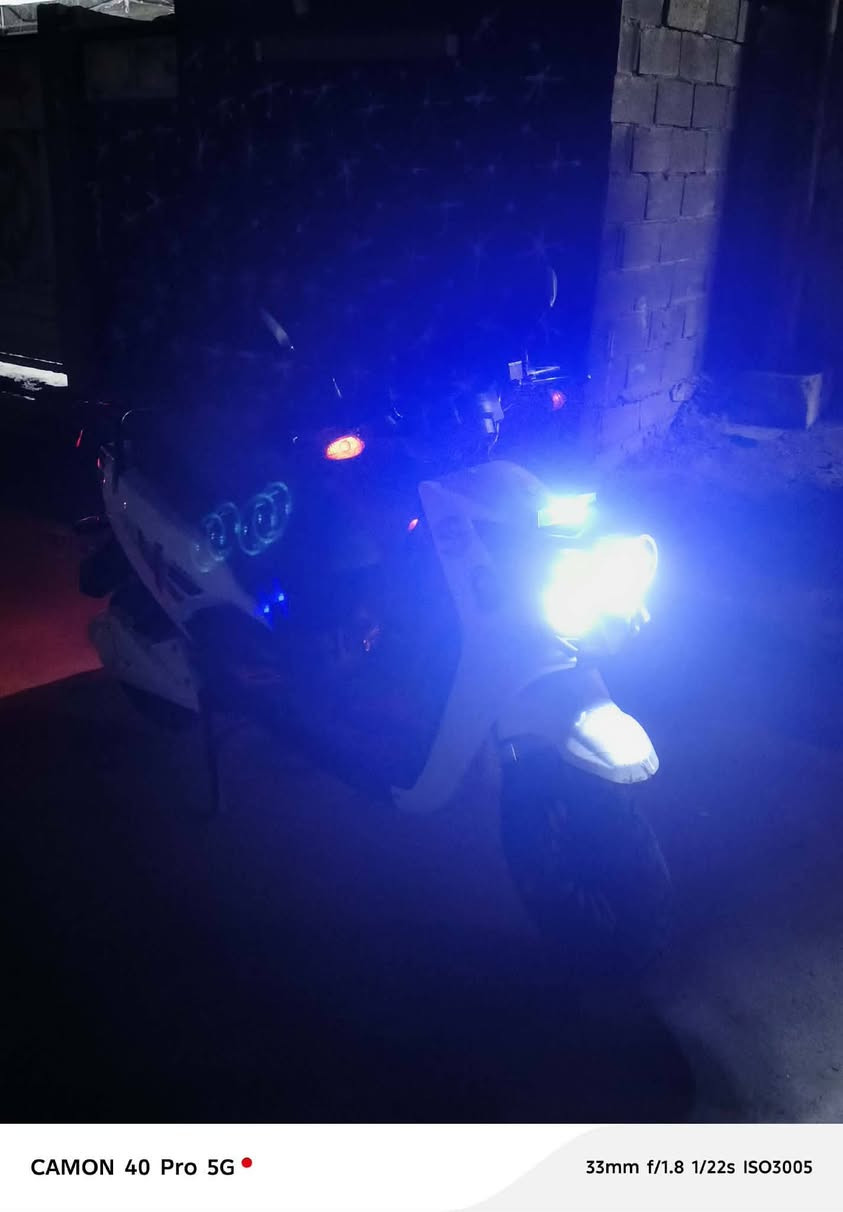 سلام عليكم عندي دراجه شحن سكنس جبلي بيه بصمتين وسويجين  وكتابه بيه 6 بطاريات جدد ولايت زنون
ودمامين بلوتوث موقع لدراجه بغداد مدينت لصدر قطاع15 رقم لتصال ***********
سلام عليكم عندي دراجه شحن سكنس جبلي بيه بصمتين وسويجين  وكتابه
