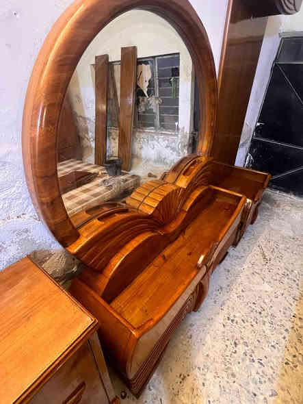 850غرفه اخشاب ست بوب مال الاول صاج تفصال ب5ملاينن مسويه مكان بغداد الشعب حي بساتين الاسفسار ع ***********
