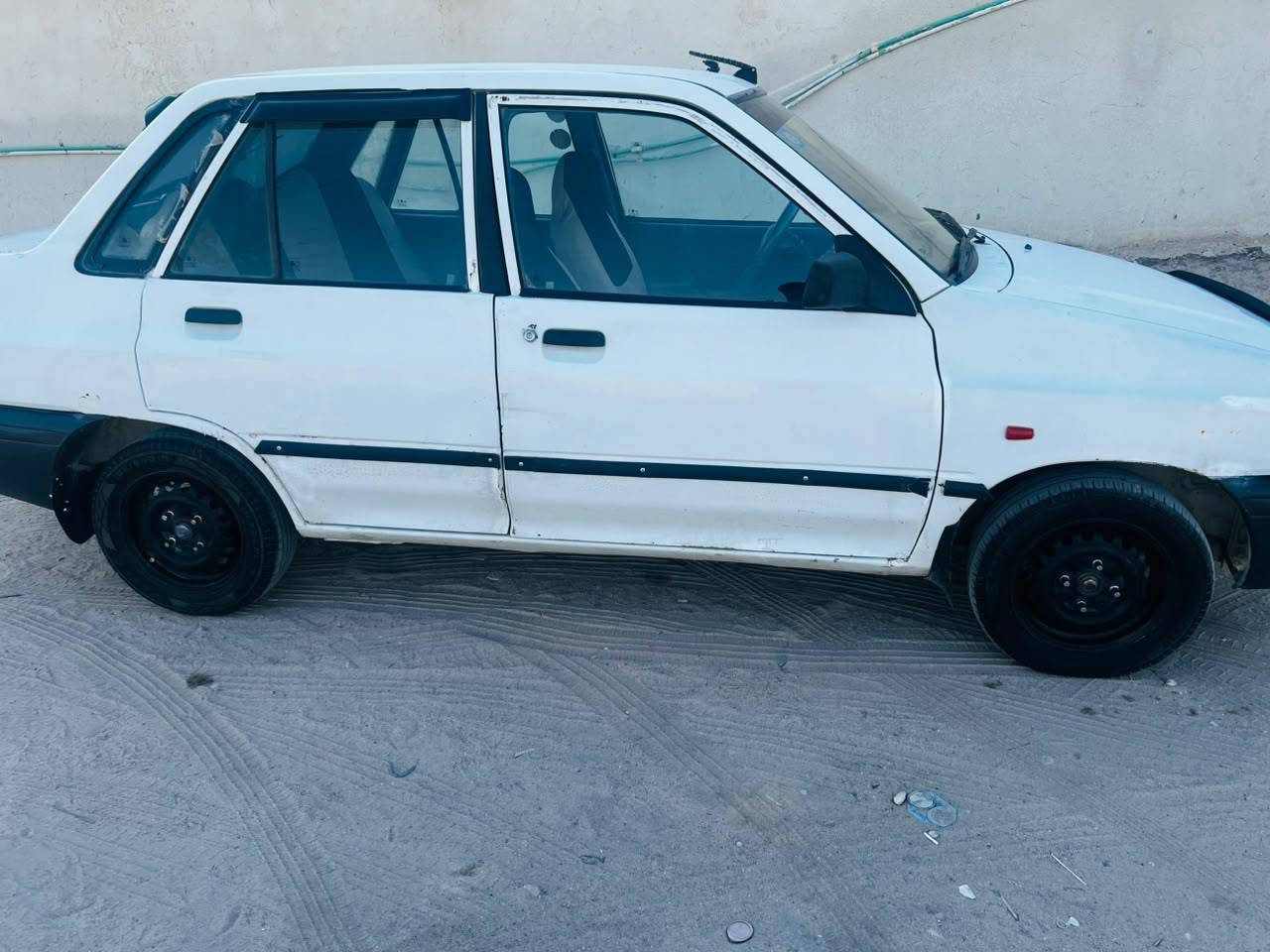 سلام عليكم سايبه نضيفه جاهزه من كلشي محرك كير خير من الله  تبريد شغال ترايك وين متريد  رقم جديد سنويه ال 29 تحويل ثاني يوم راعيه يمي سعر 26 وبيها مجال حك جيه  مكاني بصره خور زبير ***********
