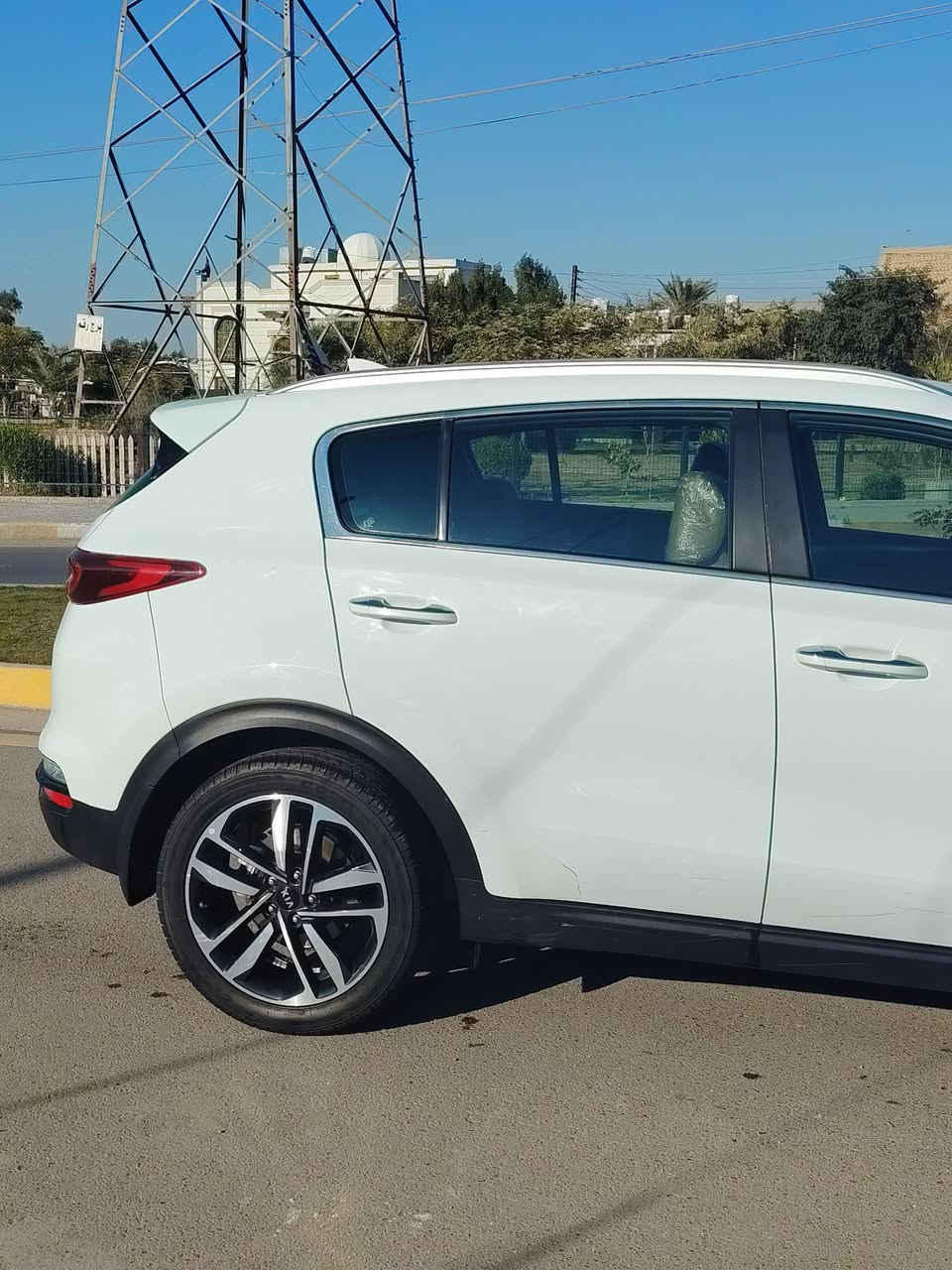 السلام عليكم ورحمة الله
للبيع كيا سبورتج ٢٠٢١ خليجي 
رقم بغداد انكليزي هزة وسنوية جديد 
مكفولة كفالة عامة من الضربة والصبغ والبارد 
كير مكينة صدر تخم تاير كله كفالة 
فول تحكم ستيرن
سويج عدد ثنين
حساسات خلفية 
مري شفط 
اشاير بالمري 
شاية ابل كار بلي 
داخل حمصي 
السبير منازل 
ماشية ٥٤ الف 
عارضها ب٢٠٣ وبيها مجال بسيط 
مكاني السيدية 
الشراي يتصل 
***********
