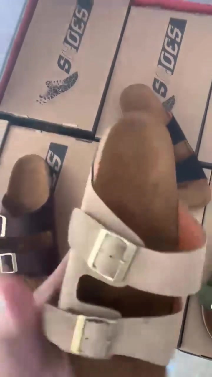 ☝️


**إذا كنت صاحب هذا الإعلان وتريد حذفه لأي سبب، رجاءا أرسل رسالة إلى الدعم الفني**