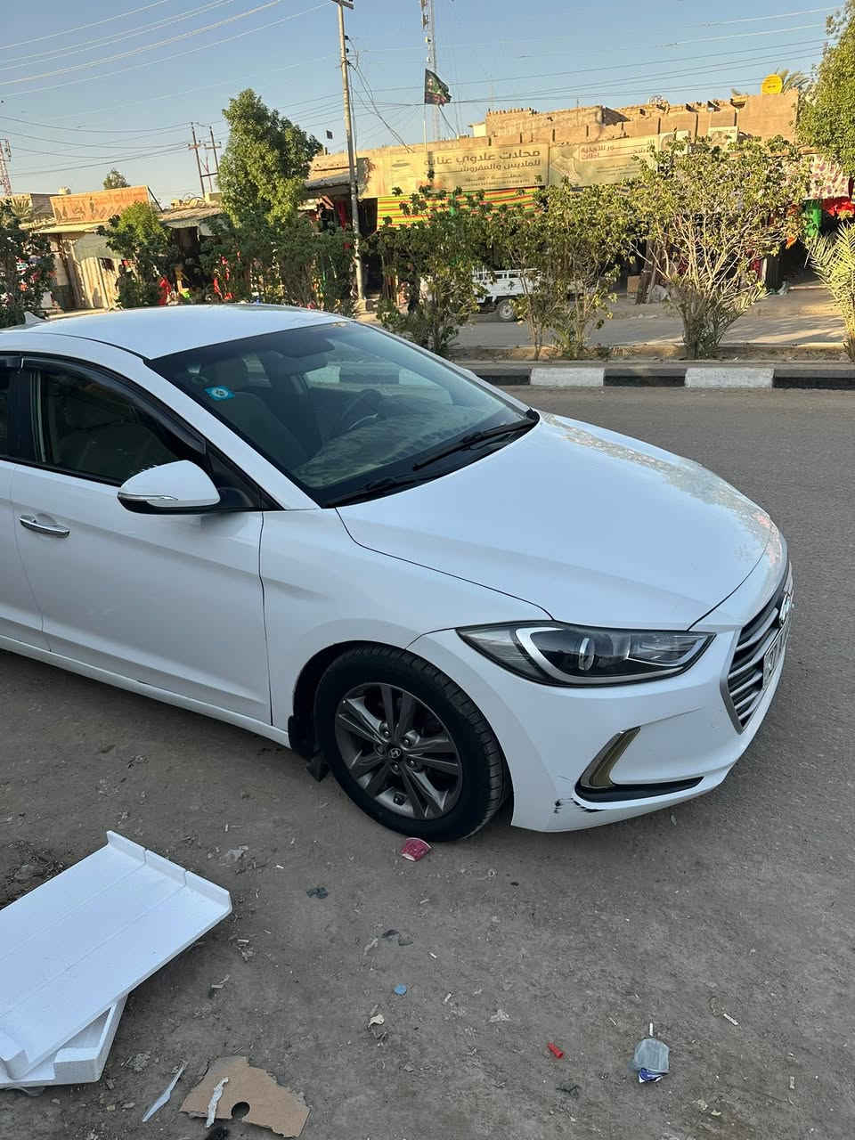 سلام عليكم النترا ٢٠١٧ خليجي بااسمي تحويل ثاني يوم محرك ٢٠٠٠  كير ومحرك  خير من الله 
تخم تاير جديد توني شاده 
تبريد منظومه جديده شرط ثلج 
تبريد قطعتين 
سياره بيه جاملغ وبنيد صبغ فقط والجاملغ الثاني بيه بارد وبيه صبغ هم 
للاستفسار ع الرقم ***********
سعره ١٢٨ وبيه مجال 
مكاني ناصريه مركز
