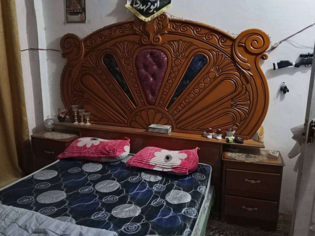 غرفه نوم للبيع 6بوب كامله وجديده بيها بس الميز تواليت بيه حرك شويه من ذيج الصفحه المغطايه الباقي كله سليم بغداد التاجي سعر 900وبيها مجال


**إذا كنت صاحب هذا الإعلان وتريد حذفه لأي سبب، رجاءا أرسل رسالة إلى الدعم الفني**