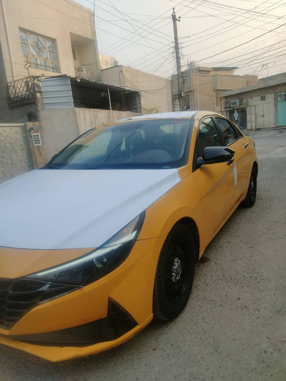 السلام عليكم النترا مديل 22 السعر 133 وبيها مجال  *********** بي واتساب العنوان العبيدي حي الرئاسه
محرك 2000 
كير محرك مكفول ممفتوح
 تخم تاير بيها 
دوشمة كشنات وبيبان مغلفه نايلون
ماشيه 65 ميل 
نضام توقف ذاتي
رادرات امامي خلفي
كامره دواره
اشاير بالمرئي
بصمه 
تشغيل عن بعد 
تدفئه بالكشنات 
تدفئه بالستيرن 
مثبت سرعه 
تحديد مسار
شاشة اعطال  
اربع  انضمة قياده 
صندوق ذكي 
هواي بيها مواصفات بس فتحه مابيها
