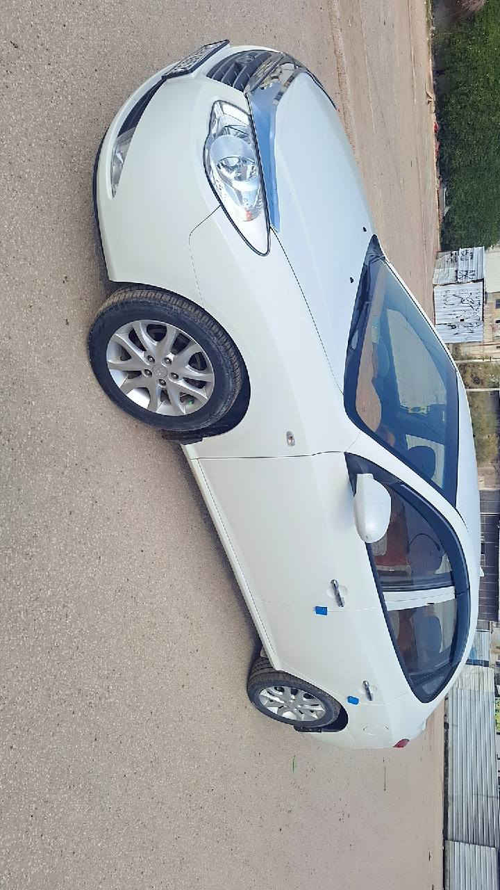 بسبب اشباه الرجال اعادة النشر
دخول جديد قبل سبوع يشهد الله
كصة جنطه ..... ادوات .... امتومه وجاهزه ...           على وظع الشركه 
مابيها نقص شعرايه 
محرك ١٦٠٠ دكشن عالي .... دوش .... دوش ...انتبه
يعني ماكو شي لسمه دزانز
تبريد بيانو تحكم جهتين
كير اومحرك بالنايلون وظمان ١٠ سنوات
تبريد ثلج .... تدفئه حتى بالكشن نار
تخم تاير وتخم ويل 
مغلف الارضيه + زفت وجلد بالاضافه للكاربد الاساسي
تخم ارضيات  ودوشمه درجه اولى كشن ودشبول وستيرن يعني ماتصرف عليها دينار علمأ هاي الصور بدون غسل والجديد يفرض نفسه المكان بابل السعر٤٤ وبيها مجال حك الكروه 
للاتصال ***********
