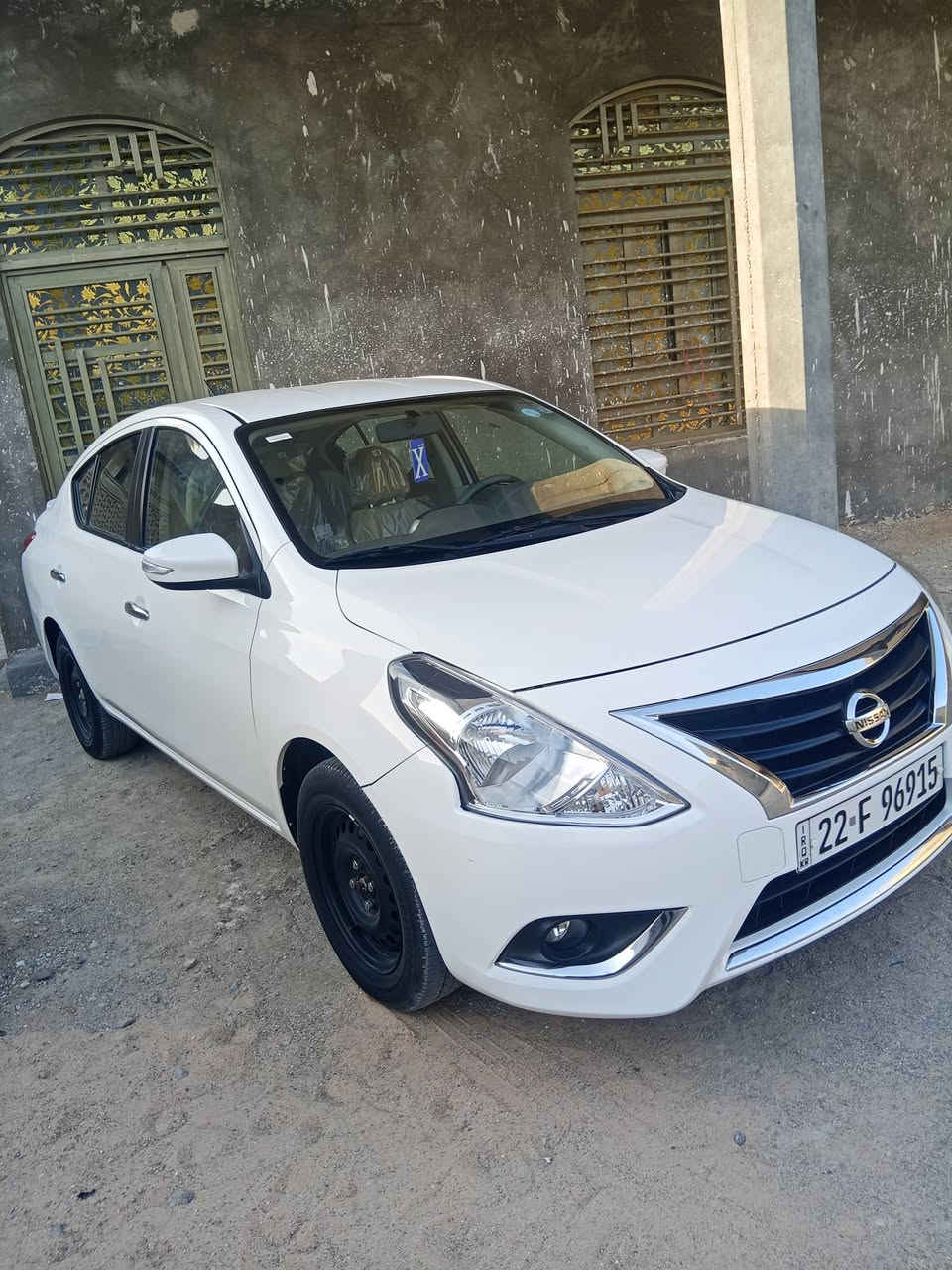 للبيع نيسان صني 2024   بيها بارد بصيط بلباب ***********
