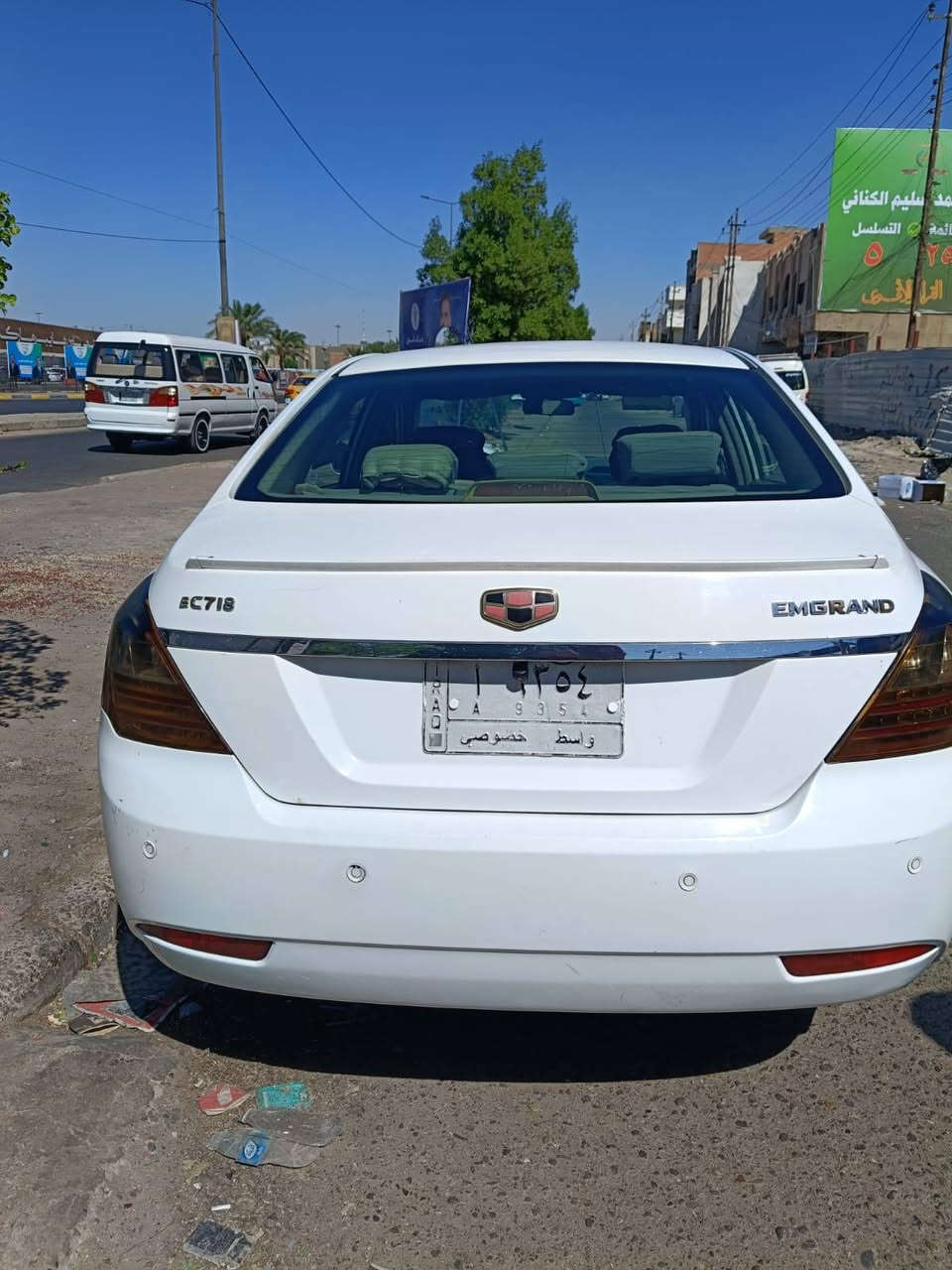 السلام عليكم
جلي E7 2013
رقم واسط بسمي
مكان بغداد حي العامل
سعر 50  وبيه مجال
كير مكينه تبريد مكفول بلاديه مبيه صبغ
***********
