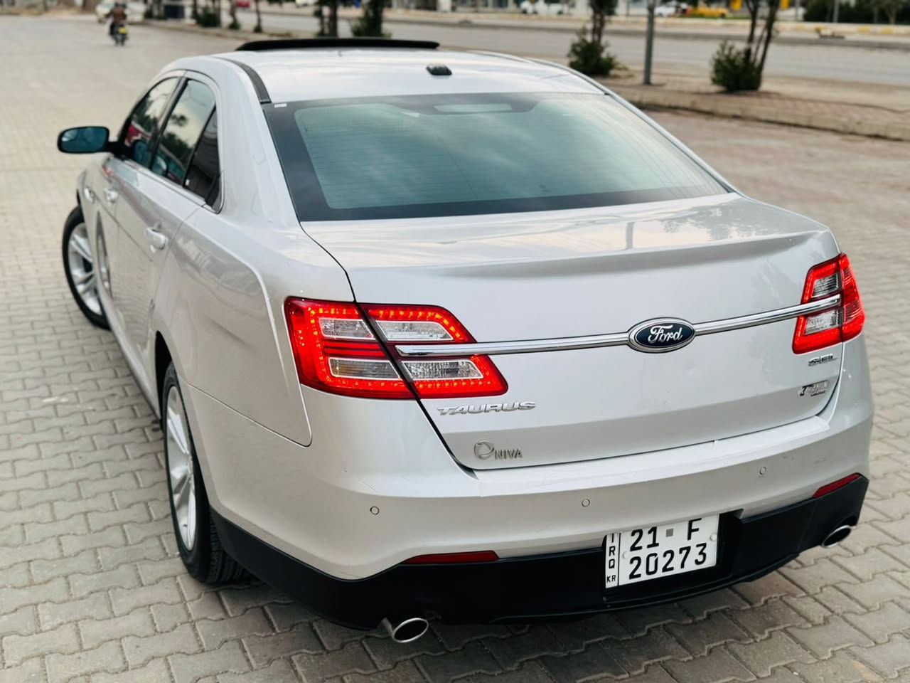 سلام عليكم
*********** 📞 
سعر ( 125 ) 💵💸
~~~~~~~~~~~~~~~~~~~~~
من رخصة الادمن المحترم 
اخوية اقرا تفاصيل قبل مااتخابر 

فورد تورس موديل ( 2013 ) خليجي شركة(  نيڤا ) بيهة صبغ فقط بونيد بدون ضربة او طخة ، ماباقي مكفولة كفالة عامة ، اخوان سيارة جديدة ، سونار ناشرة وية صور 
.................................
محرك( 6 ) سلندر 
كير اوتو + عادي 
فتحة ( اسلايت ) 
شاشة جبيرة 
جامات صفاح كهربائي شغال
اشاير ترحيب 
ليد بدعامية 
كشنات كهرباء  
تحكمات استيرن 
تبريد قطعتين شغال 
تدفئة شغال 
اربع جامات كهربائي شغال 
سنتر لوك شغال 
كهربائياتة كلة شغال 
مثبت سرعة شغال 
كود ع باب 
لايتات زينون اصلي 
صدر امامي خلفي جديد
طخم تاير جديد 
رقم و سنوية جديد لل 2030 
هزة جديد 
رقم سليمانية جديد الدولي 
شرط تحويل او وكالة 
سيارة بل حقيقة احلى من صور 
--------------------------------
مكان سيارة ديالى خانقين 🏠
