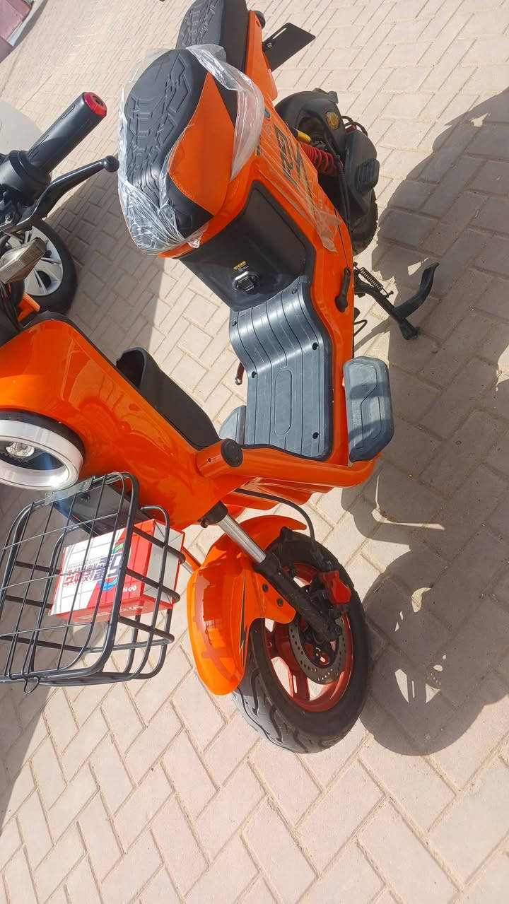 السلام عليكم عندي دراجة شحن R9  جديده لوك موديل 26 صار اسبوع تقريبا من ماخده بطاريات كبار 5  ملف 1200 بلوتوث  تشغيل بصمه ٣سرعات تشغيل كارت
السعر 600 وبيه مجال قليل 
مكاني بغداد حي العامل وهذا رقمي ***********
السلام عليكم عندي دراجة شحن R9  جديده لوك موديل 26 صار اسبوع تقريبا من ماخده بطاريات كبار 5  ملف 1200 بلوتوث  تشغيل بصمه ٣سرعات تشغيل كارت
