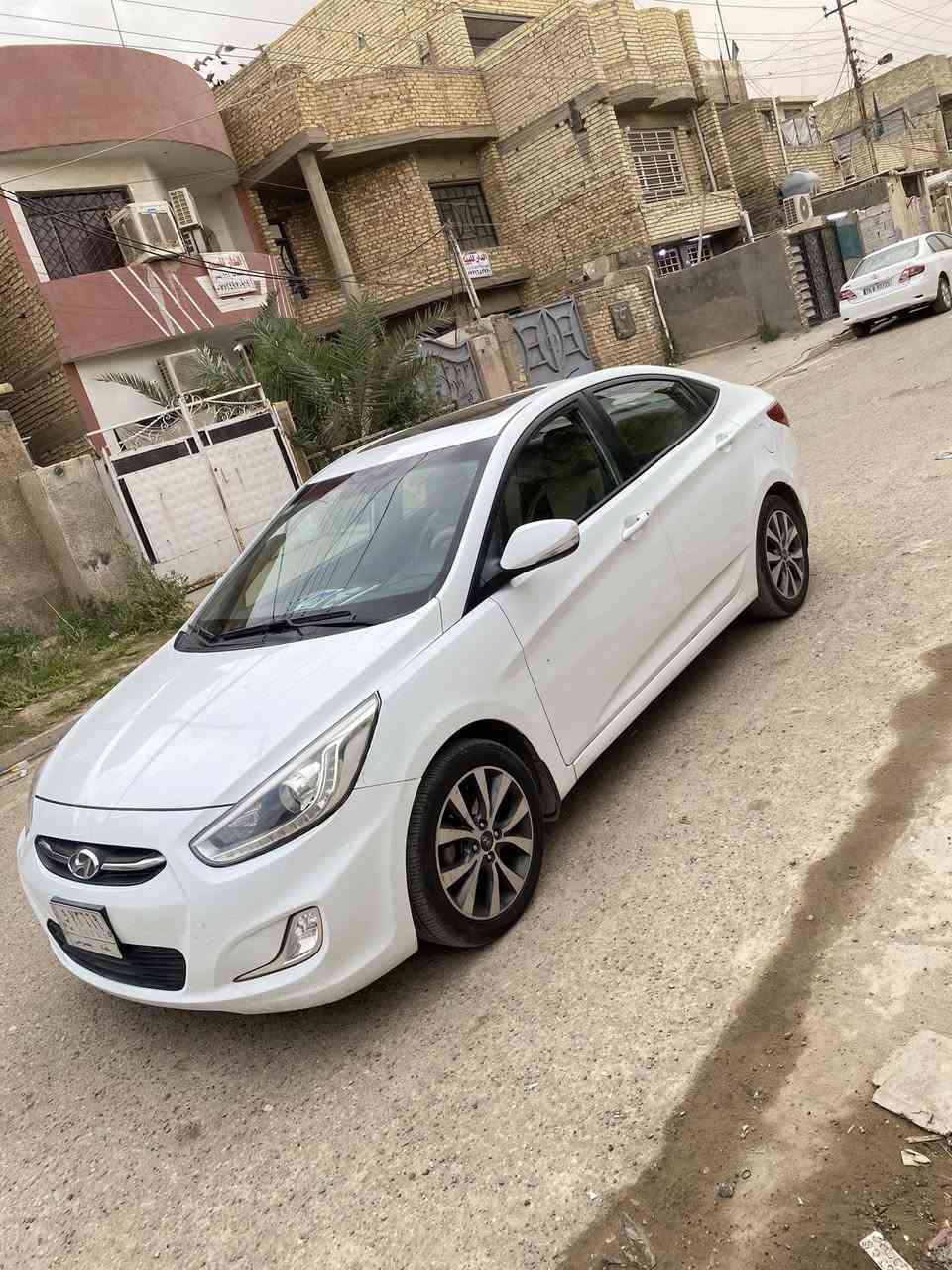 السلام عليكم
اكسنت موديل 2016
.مكفوله من ضربه وصبغ وتبديل بيها بارد موضح في سونار
. كير محرك كهربائيات كله سليم
.تحكم ستيرن 
. فتحه
. اتحكم مري 
. تبريد ثلج
سعر ١١٤
.ماشيه ١٢٨
.خليجة 
رقم ***********

.
