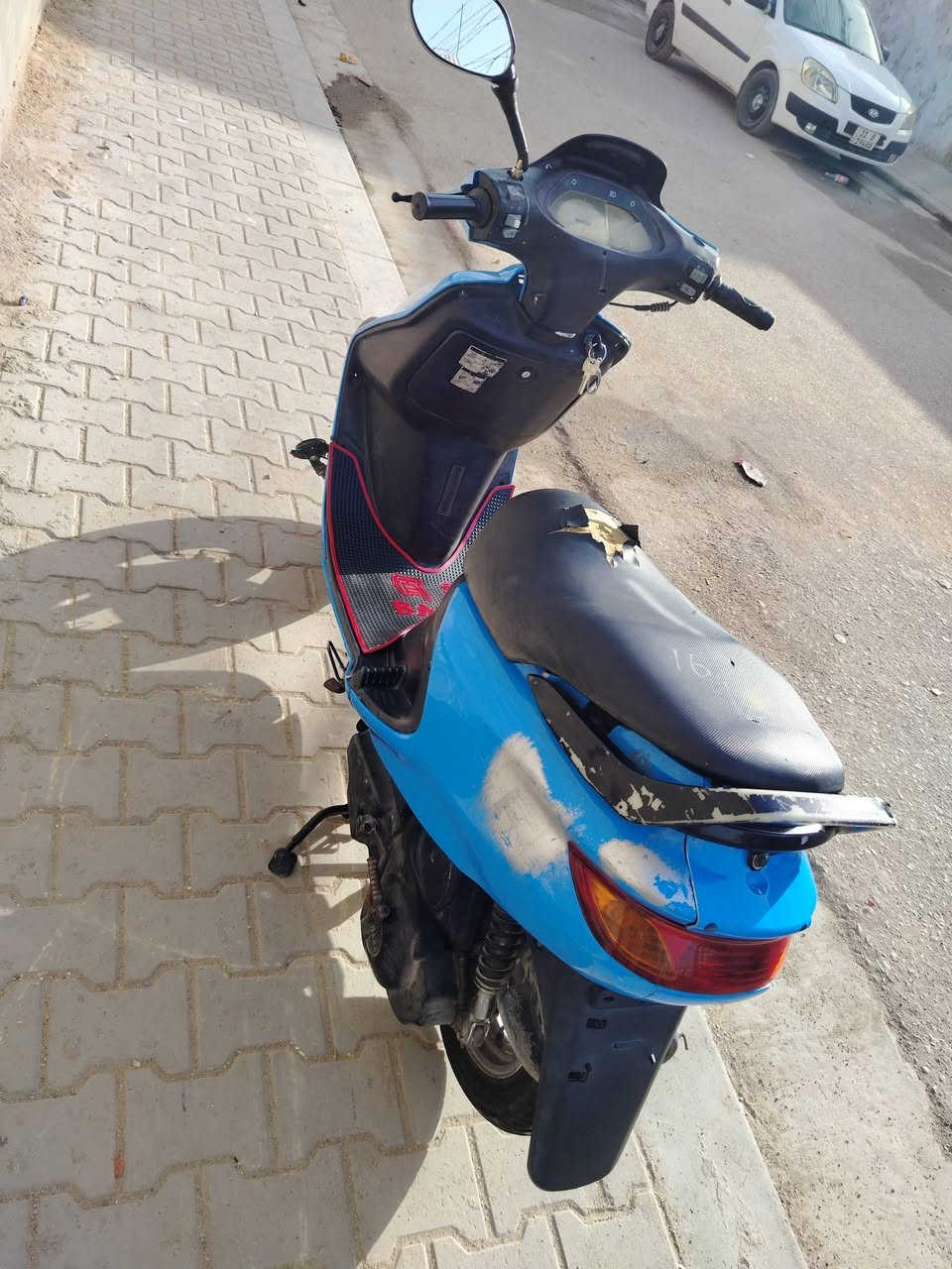 سلام عليكم دراجه فراشه للبيع دراجه كامله ماعايزه شي اشاير يشتغلن وره وگدام عالي ناصي شغال قفل ستيرن ترهم امراوس حسب نضافه او بيع 
مكان نجف 
سعر 350وبيه مجال


**إذا كنت صاحب هذا الإعلان وتريد حذفه لأي سبب، رجاءا أرسل رسالة إلى الدعم الفني**