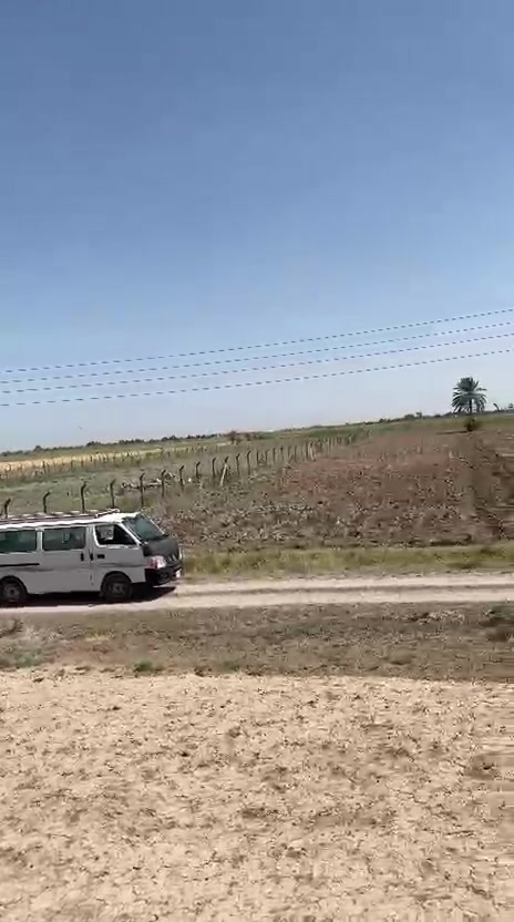 دونم طابو زراعي سند 25 في بغداد
وين موقع الدونم بالضبط في بغداد؟ وإذا ممكن تذكر المنطقة/الحي/الناحية حتى يكون أوضح للمشتري.: 
بغداد التاجي ذراع دجلة
هل الدونم قابل للبيع الكامل لو جزء منه، وكم السعر المطلوب؟ وهل السعر قابل للتفاوض؟: 
الدونم كامل 2500 متر السعر 35 مليون قابل للتفاوض 
شنو تفاصيل السند أكثر: طابو زراعي فقط لو أكو قيد/ملاحظات على الملكية؟: 
سند طابو زراعي 25 
هل الأرض بيها خدمات متوفرة مثل الماء والكهرباء والطريق، لو بعد ناقصها شغلات؟: 
خدمات ماء كهرباء الدونم مسيج وماء اساله متوفر
منو رقم التواصل الصحيح للمعاينة والاستفسار؟: 
 واتساب ***********