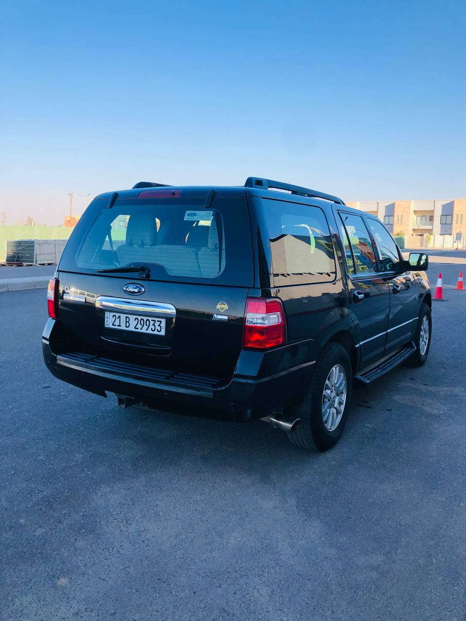 فورد اكسبديشن 2014 ماشيه 124 الف كفاله عامه من الصبغ والحوادث خليجي للتواصل على  ***********
