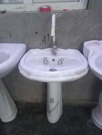 مغاسل نضيفه • مع الخلاط