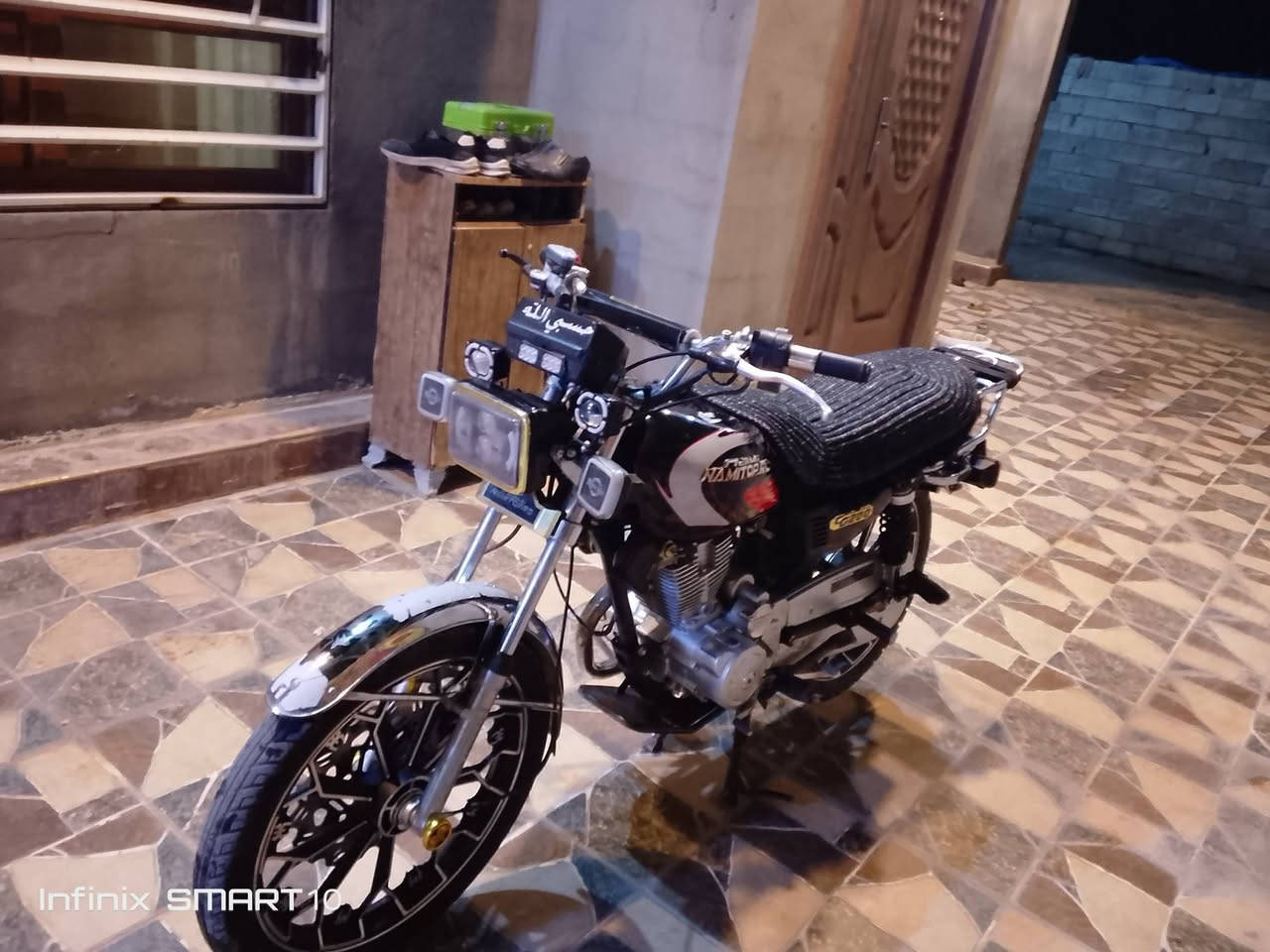 السلام عليكم ماطور نامي برو 24نضيف كامل كلة شغال ماناقصهة شي مكاني خانقين فقط مراوس 19 أو 20 بس نضيف***********
