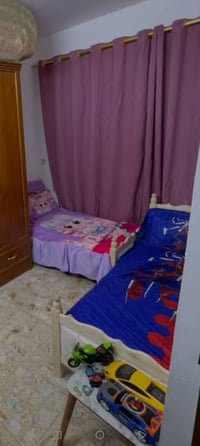 أغراض مستعملة للبيع كاونتر جديد غرفة نوم جديد  جرابي أطفال الاتصال على...