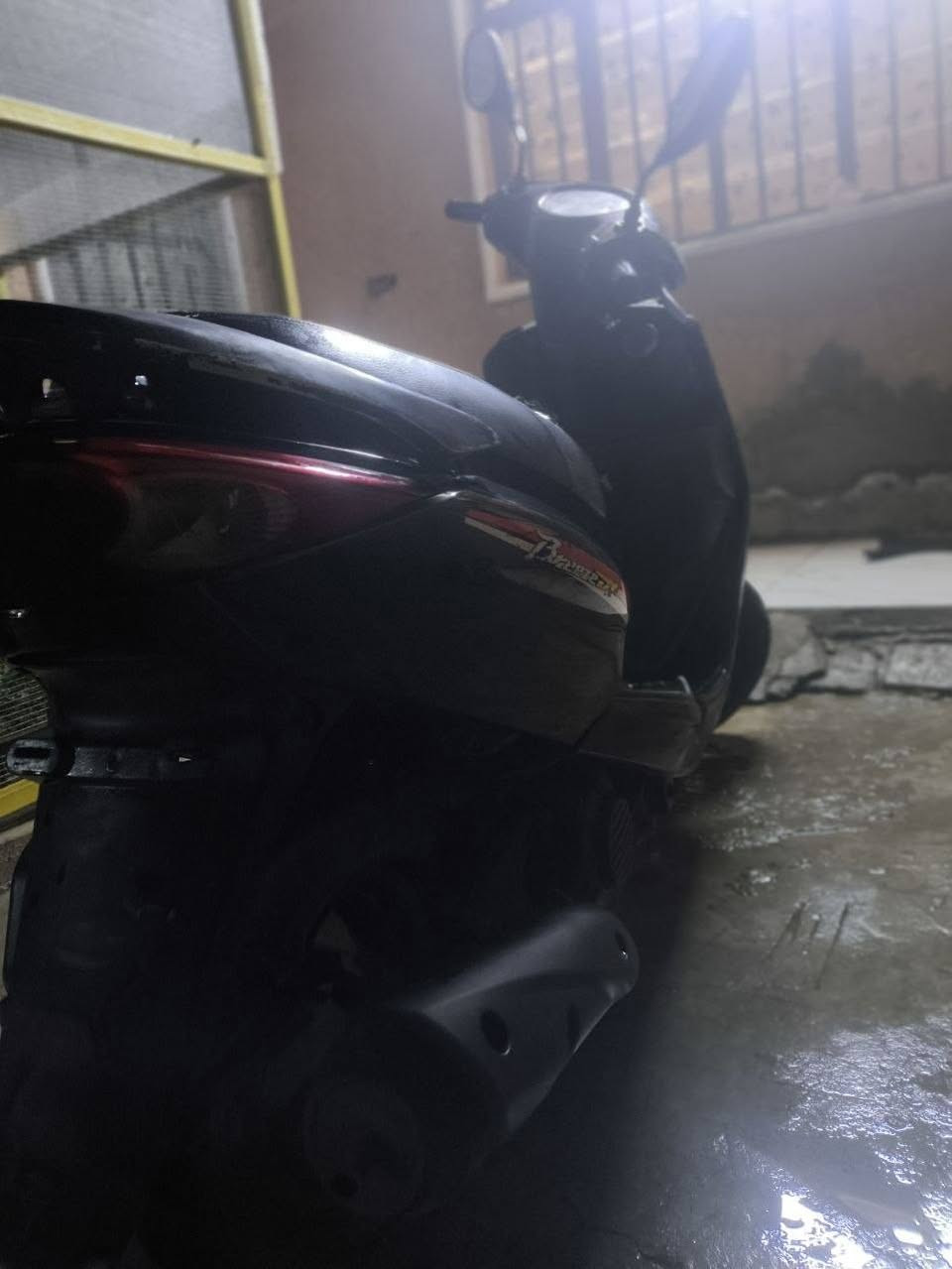 السلام  عليكم 
دراجه بريز للبيع دراجه تخبل ناعمه محركها نضيف كهربائيات كلها شغاله فقط الكشن مشكك بس غير هاي كلشي مابيها دراجه تخبل كفراتها الاصليه ام الختم ويا المحرك وجدد عنواني الشعب نهايت الفورتات 
رقم الهاتف فقط واتساب وماسنجر متواجد 
***********
