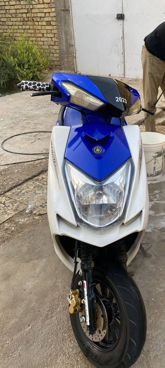 السلام عليكم دراجهه سكنس (2023)للبيع كاملهه مابيهه ايي نقص تشتغلل علهه لبصمهه وسلفف وهندرر لسعرر 400وبيهه مجالل حگگ لجيه 📞 ***********
