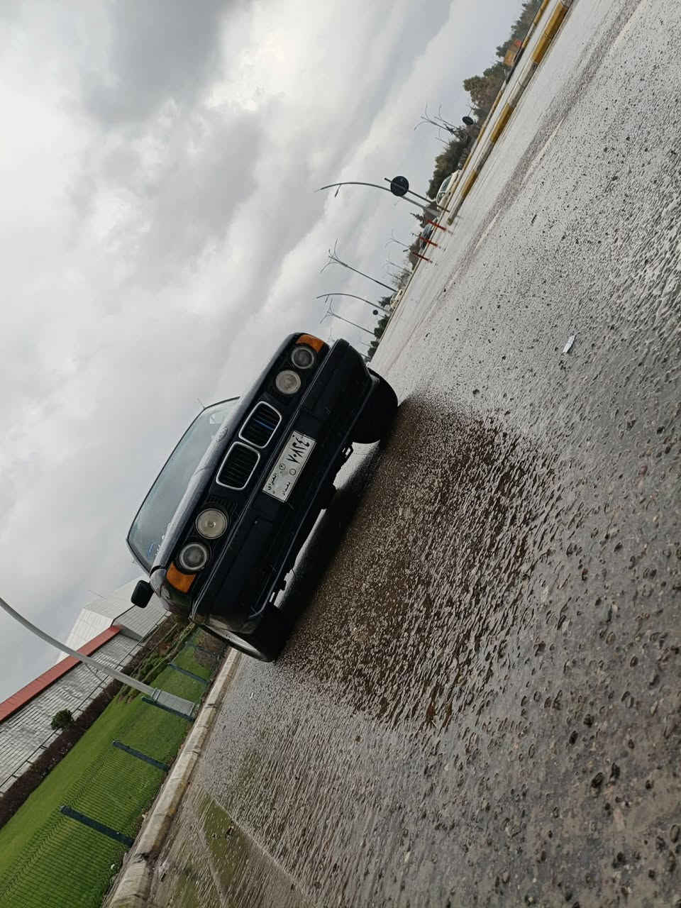 ئەم بیئێمە بۆ فرۆشتن مۆدێل 1994 مەکینە 28 سەقەری 2002 لەسەرە ئاڕم پلاستیکی سلێمانی ئاڕموو ئەوەلیات موس و براوە گێڕو مەکینە بەشەرت گۆڕینەوەش دەکەم  شوێن سلێمانی *********** بۆ زانیاری زیاتر یان نامە بنێرە یان تەلە فونکە ڤابەر و وەتس ئەپی لەسەرە
