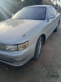 سياره شيزر للبيع ١٩٩٣ للاستفسار الاتصال على رقم 07780642782