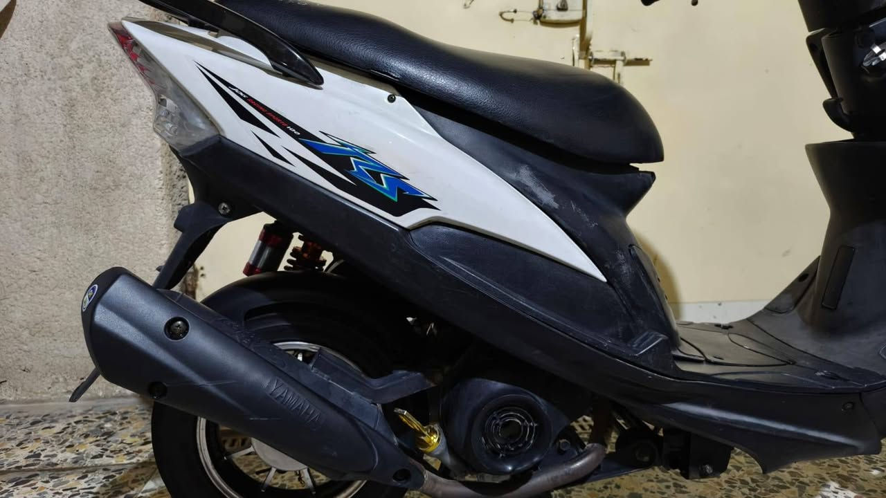 السلام عليكم ماكس عدله ٢٠٠٧ مختمه مزوده صدر ويل كب كلجات صالنصه قطر بوشه 55 نضافه فول احله من الصوره شلعه ومعدل كله شغاله من تاير للتاير مكينه خرسه ***********
مكاني كربلاء السعر 550وبيه مجال
