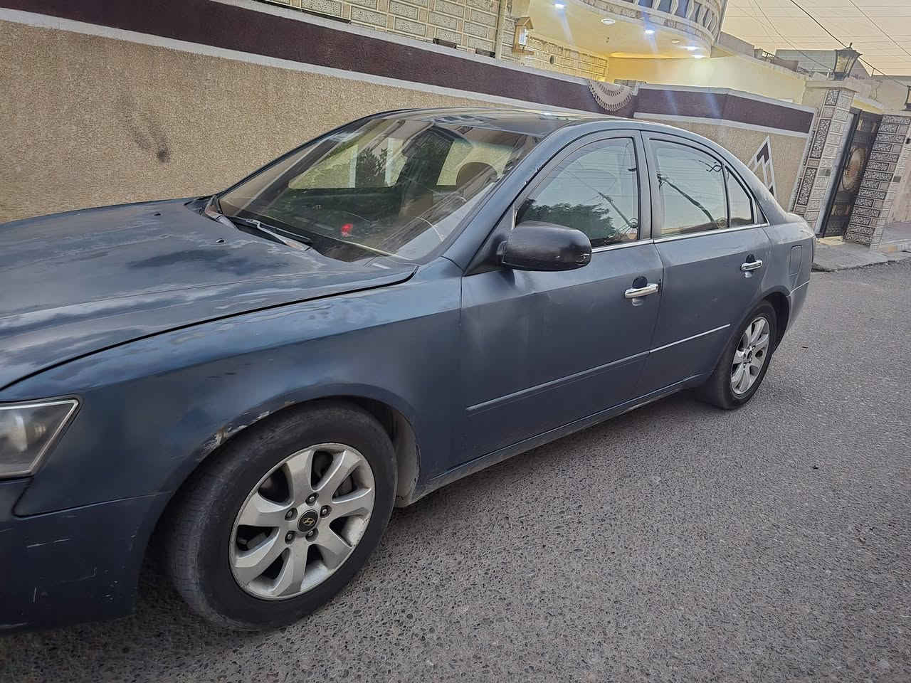 السلام عليكم سوناتا 2006 امريكي فول مواصفات 6سلندر حادثها جاملغ خلف الصدر باقي السيارة مكفولة محرك بي نفخ لاتنقيص ولا تبخير تبريد شغال السعر ٦٥ وبيها مجال ***********
