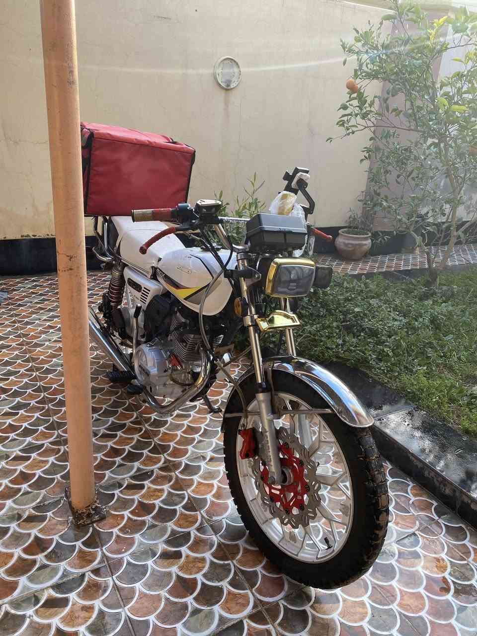 سلام عليكم سونلك موديل ٢٤ كاملة مكملة من كل النواحي مراوس بوكسر ١٨ او ١٩ مكان ديالى بعقوبة اي ستفسار ***********
