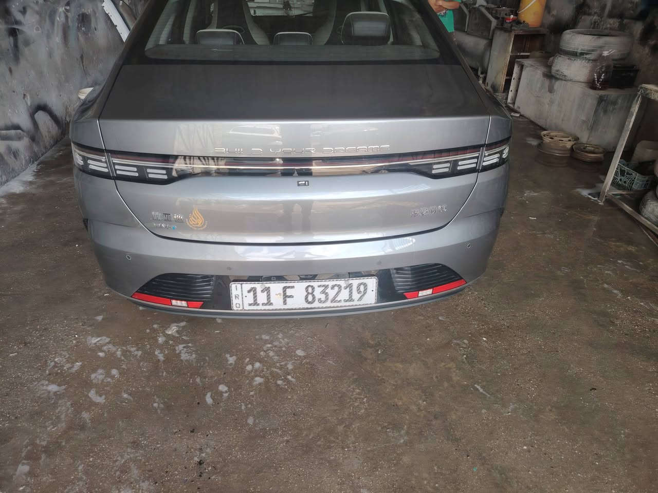 السلام عليكم بي واي دي دستروير ماشية ٢٩ الف بيهة رصعة باب الخلفي رصعة جاملغ امامي مصلحة دحجة بداية البنيد المايعرف شنو فرق الدستروير عن كن بلاس و
سيل5 هاي تجي كير ماوس حساس اطارات كشنات سبورت شاشة كبيرة قلابة عارضهة ١٧ و ٣٥٠  قفل نهايتهة بدون عملة عنواني بغداد البلديات ***********
