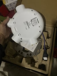 قطعة إلكترونية • شكل نطوني • سعر عليها