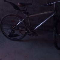 بسكليت • للبيع • بدون وصف