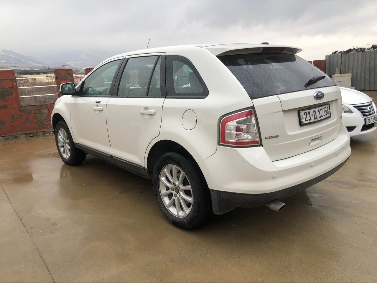 سلام علیکم 
فۆرد ادج ٢٠١٠ بۆ فرۆشتن 
مواسەفات SEL
سەنەوی و رەقەمی تازەیە تا ٢٠٢٨
بە کلین داخل بوە لێرە یەک پارچەی بوە بە بۆیاخ 
بێ ئێرباگ بێ ناو گرتن 
گێڕ و مەکینە و تحویل و غرامە بە شەرت
سەیارەکە زۆر مەزبوتە کامل پێشی تازە داگیراوە چرکەی تیا نیە
ماڵی دۆستە
نرخی ٩٥ گەڵ و مجالێکی برایانە
*********** 
لە سلێمانی السليمانية, العراق
