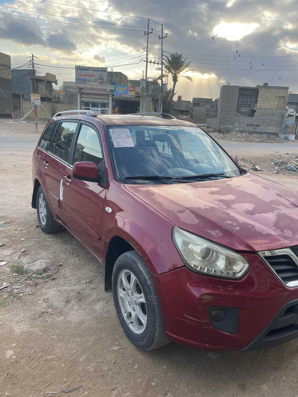 تيكو 2012 
السياره هسه طالعه من الصيانه حداديه كامله محرك جديد تخم تاير رقم بابل رقم جديد  نقصها فقط الكشر يرادله تلكيط خياس 
الاستفسار الاتصال على الرقم 
***********
