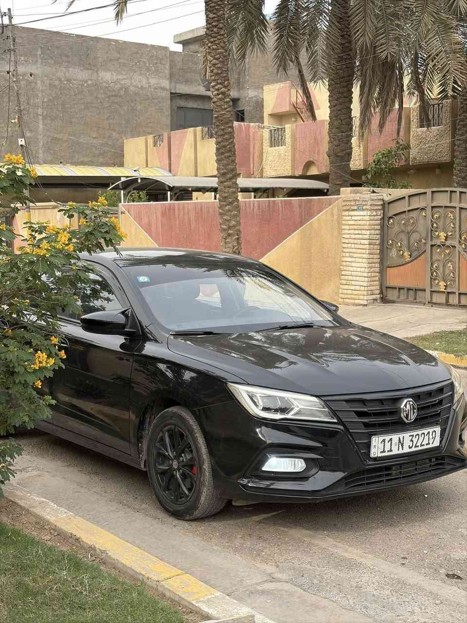 ام جي فايف موديل 2024 كفاله عامه بيهه فقط ضخه بالباب وعايفهه على وضعهه بصمه شاشه  اشار بالمري لد نهاري فول على الفحته ماشية 40 بعدهه بالضمان كماليات عليهه فول جاهز برغي مابيهه نقص سعره 103 وبيهه مجال الشراي يتصل *********** مكاني السيدية
