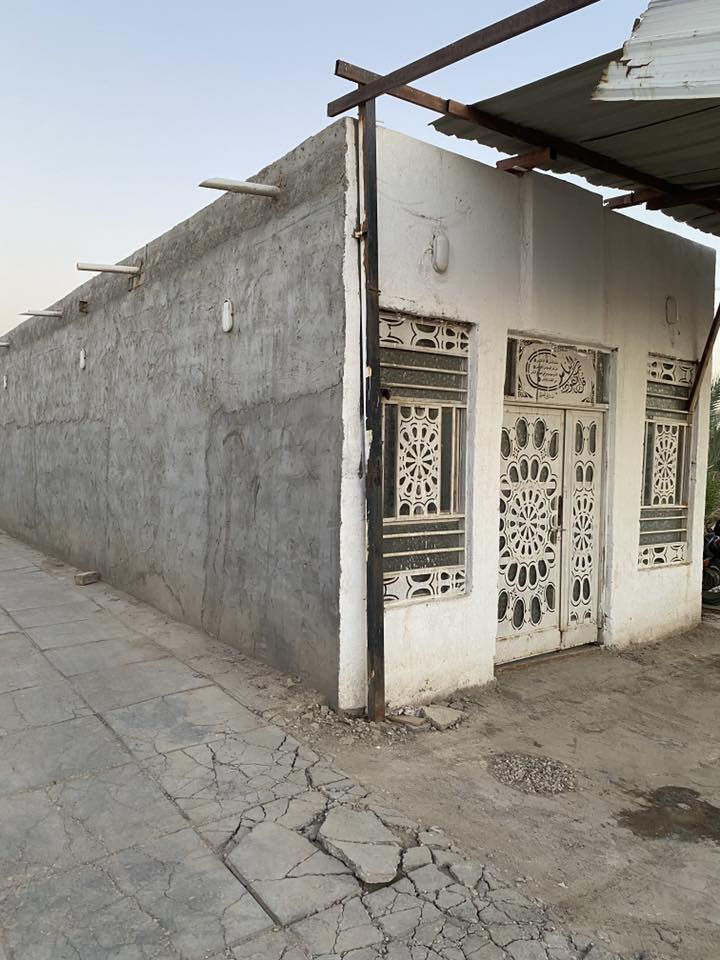 #مكلف بلنشر

ارض للبيع مع دار سكن العنوان  شافعيه نزلت الغتاره فرع حي الامام عليبيت سيد راىد سابقاً 
خدمامت كلها متوفره ماء اساله ابي بل باب كهرباء مولده شارع انترنيت مدارس قريب على سوق الشافعيه اي استفسار مراجعه رقم صاحب الارض

‭٠٧٨٣ ٨٣٨ ٦٨٤٣‬
