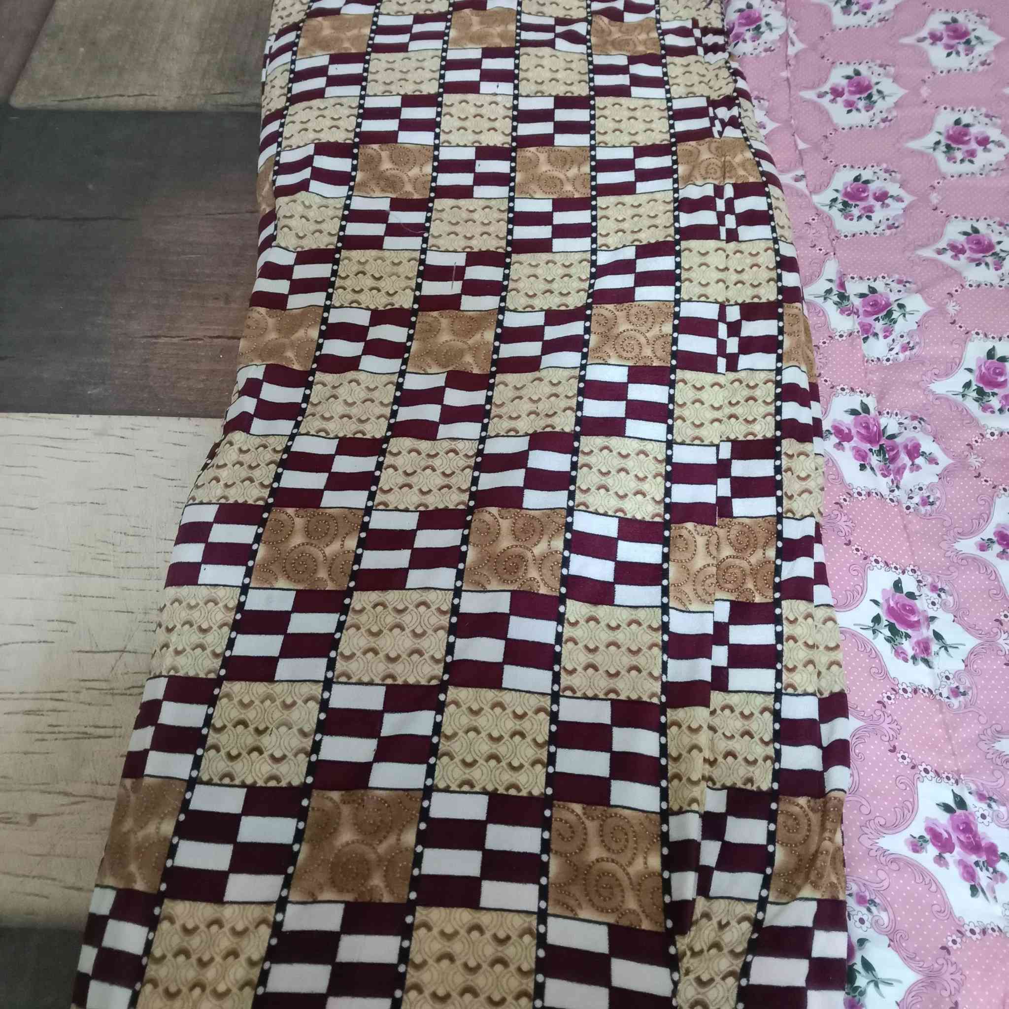 دواشك مع مخاد مع زوالي زوج نضيفات كلش ولله مالبيت للبيع للتواصل خاص ***********
