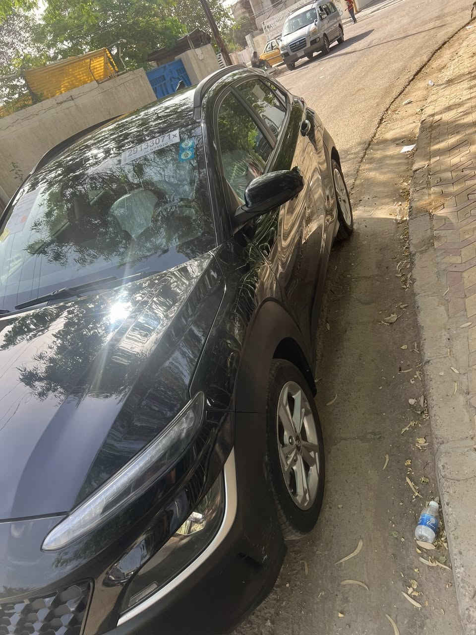السلام عليكم
كونا 2023 حادث بنيد 
مرقم بغداد تحويل مباشر 
كفاله كير محرك تبريد سياره جاهزة 
فول مواصفات بصمه وشاشه مواصفاتها معروفه 
ماشيه 38الف 
محرك 2000 دوش 
لايتات زنون بلادي 
سعرها 135 وبيها مجال قليل


**إذا كنت صاحب هذا الإعلان وتريد حذفه لأي سبب، رجاءا أرسل رسالة إلى الدعم الفني**