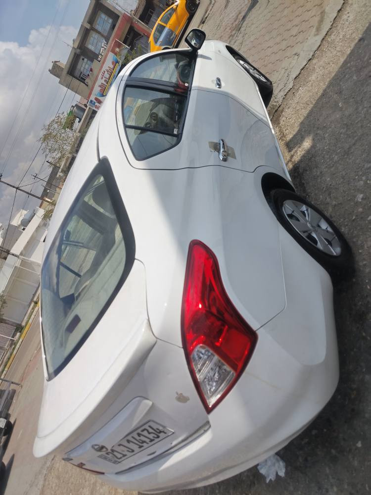 نيسان صني موديل 2012بدون صبغ سنوية والرقم جديد مكان سيارة كركوك قادسيه شراي خابر *********** سعر 83سياره كلين كركوك, العراق
