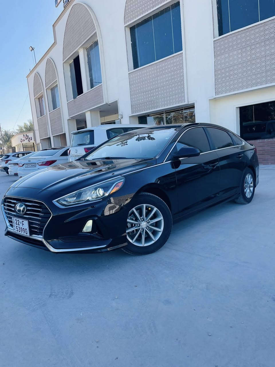 تحية طيبة. 

سوناتا 2018  وارد. امريكي.    كلين كفالة عامة.     
صور الحادث مرفقة بل منشور 

السيارة.  تحفة 🫰

كفالة عامة.    رقم ارييل الجديد 

تحويل او وكالة مباشر. سنوية. وهزة جديد 

محرك 2400. وضع شركة   سيارة 

نضافة 💯%.   ماشية.  90

مواصفات.   

داخل قرميدي.    حساسات.   تضليل كتم بل كامل 

.  تحكمات جهتين.   كشافات زنون  
ويل كروم. 
ثلاث انضمة قيادة.  

السيارة حلوة وجديدة. اي.  نقص مابيها.    ✅

للبيع او المراوس.   السعر.  134. وبيها مجال 

***********.   مكاني.  بابل
