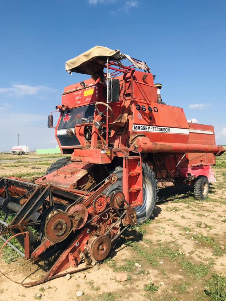 السلام عليكم 
حاصودى فورگسن جديدى جاهزى من العام وماشتغلت ماتحتاج كلشي طخم تواير جديد دراسه خالصه السعر 60 
رقم الهاتف ***********
