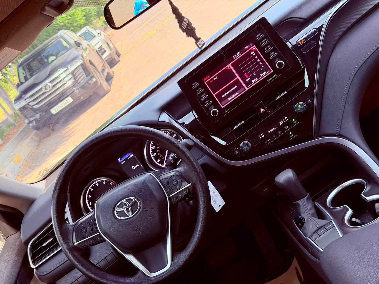 Camry 2024 LE
محرك ٤ سلندر ٢٥٠٠
تحكمات ستيرن
مودات قيادة
كشن كهرباء
لايتات زنون
ويل كروم
رادار امامي وتحديد مسار
شاشة جبيره لمس ايباد 
كامرة دوارة
كروس سرعه

***********  واتسب متواجد
