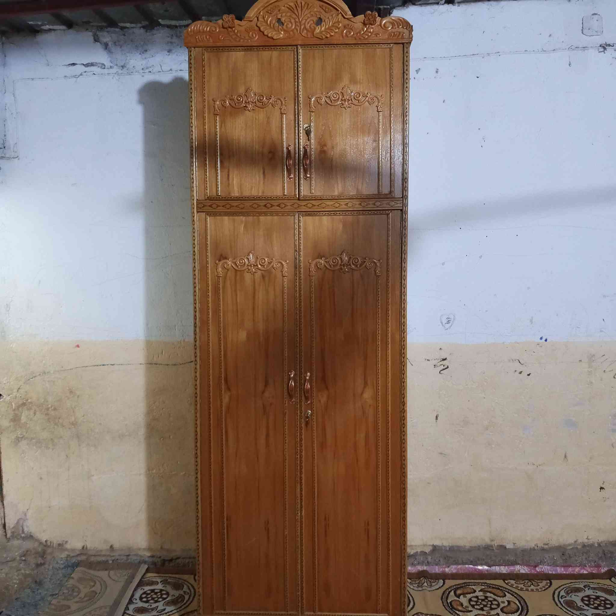 غرفه غشاب ستخدام 8 شهر
مكونه من خمسه  قطع طابقين كامله 
جربايه ستفسار لاتصال ***********
