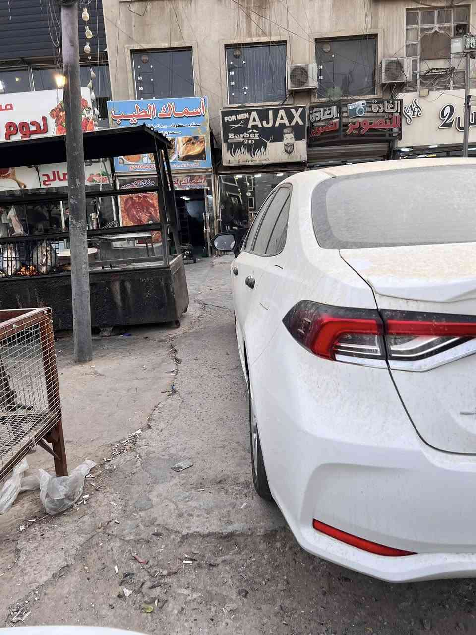 سلام عليكم عندي كورلا هايبرد 2025 زيرو بعده ماشيه 900 كيلو حق الترقيم السياره جديده حيل رقم بغداد بسمي السياره تحويل ثاني وين ميعجبك رايده قفلب24 ونص السياره مكاني بغداد جميله شارع خير الله رقمي‭0773 630 6934‬
